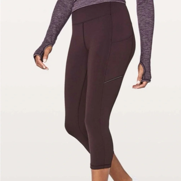 Lululemon sz 4 Speed Up Crop 21" Black Cherry great pre owned condition - Picture 1 of 13
